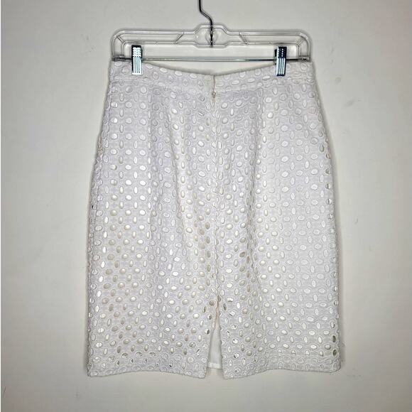 Cremiux white cotton eyelet skirt fully lined with pockets - 6 - Picture 6 of 7
